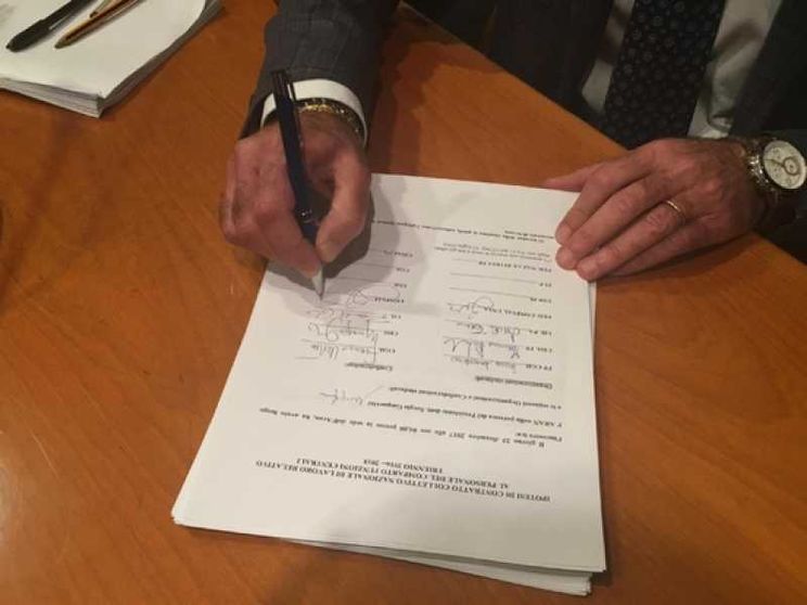 Siglato primo contratto integrativo
