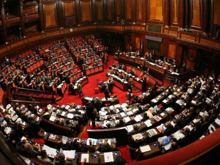 Altri due M5s a rischio. Senato col pallottoliere