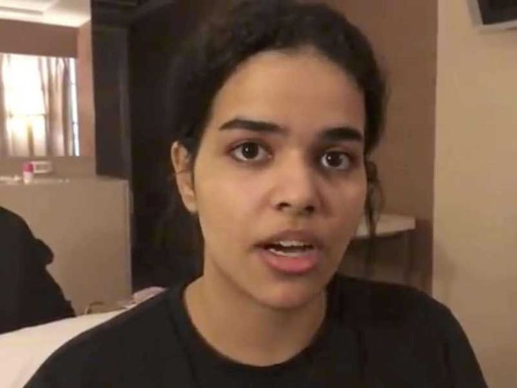«Se torno mi uccideranno». Bangkok protegge la 18enne saudita in fuga