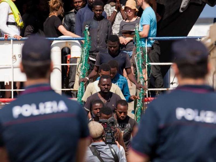 Migrazione, è necessario andare oltre il decreto