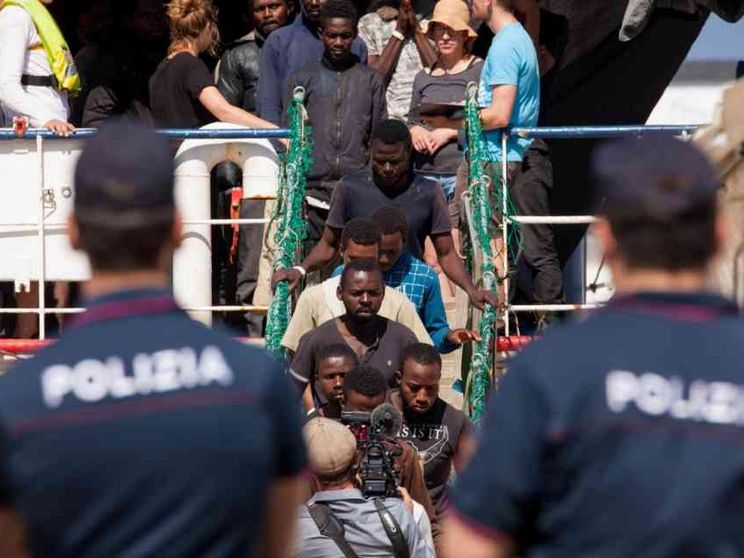 Migrazione, è necessario andare oltre il decreto