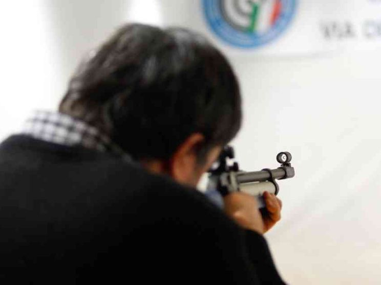 Armi, ancora minori in Fiera. Le associazioni: ora basta