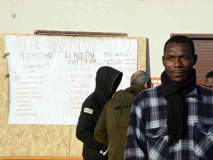 È caos sui bandi: penalizzata l'integrazione