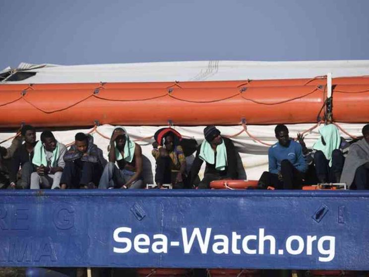 Sea Watch, 5 Paesi per i migranti.