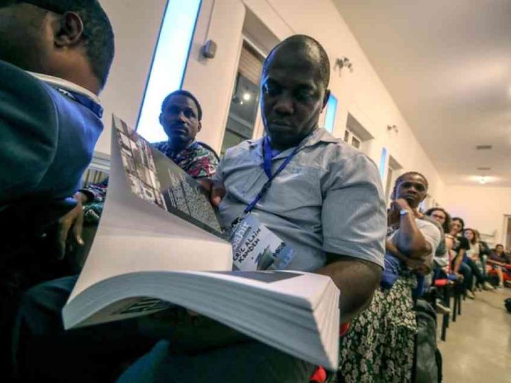 L'accoglienza creativa dei Comuni per superare la norma sui migranti