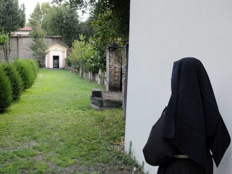 Abusi, se le vittime sono suore
