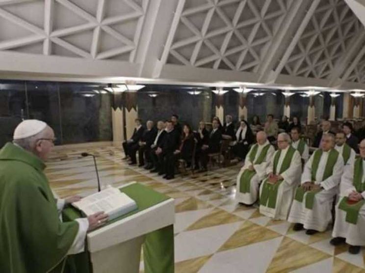 Il Papa e il martirio di Giovanni: la vita ha valore nel donarla