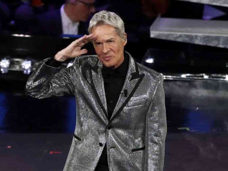 A Sanremo Baglioni omaggia le vittime del Ponte Morandi