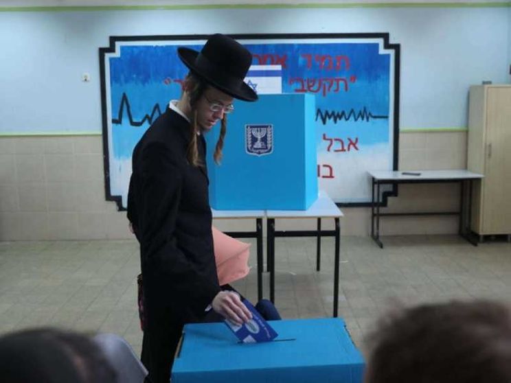 In Israele testa a testa tra Netanyahu e Gantz