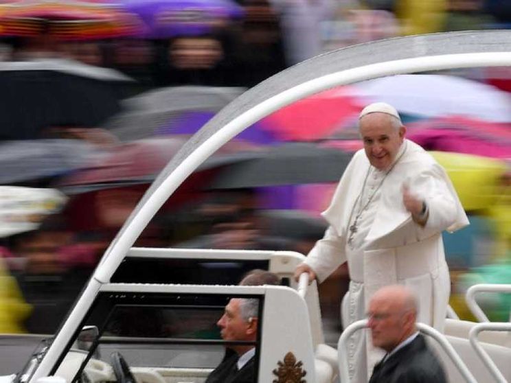 Il Papa: l’atteggiamento più pericoloso di ogni vita cristiana è l’orgoglio
