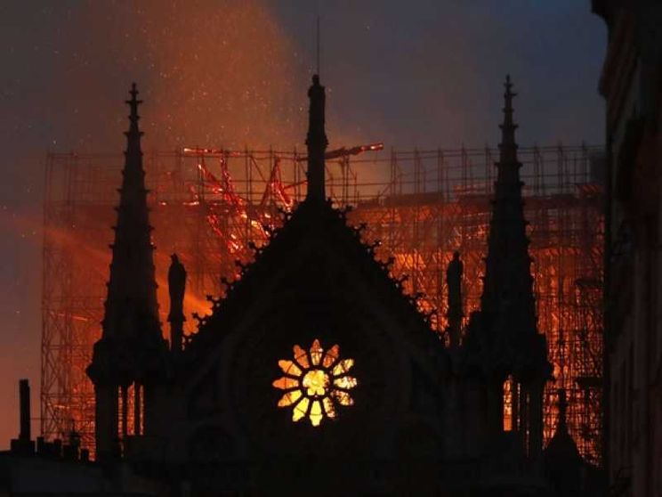 La cattedrale di Notre-Dame non era assicurata. Ecco perché