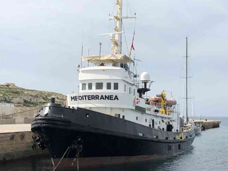 Migranti, così Roma comanda la Libia. La verità sui respingimenti / Audio