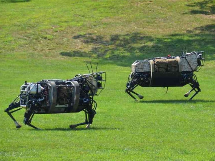 I francesi schierano i muli-robot in prima linea