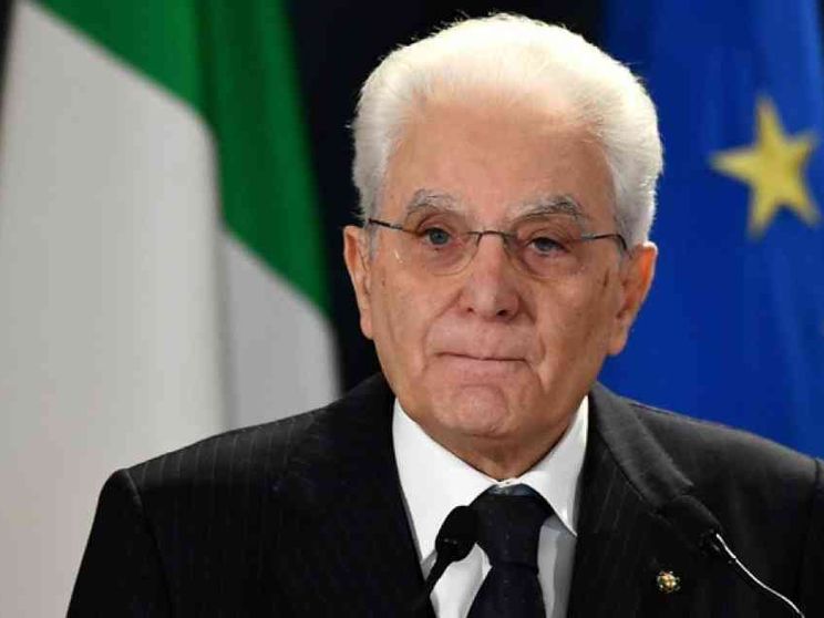Mattarella firma la legge. Ma in una lettera esprime alcuni rilievi