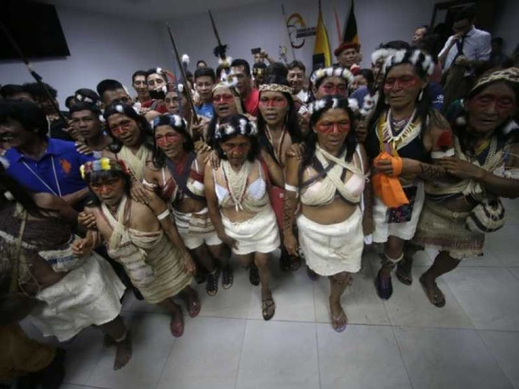 Gli indios Waorani salvano dal petrolio 200mila ettari di Amazzonia