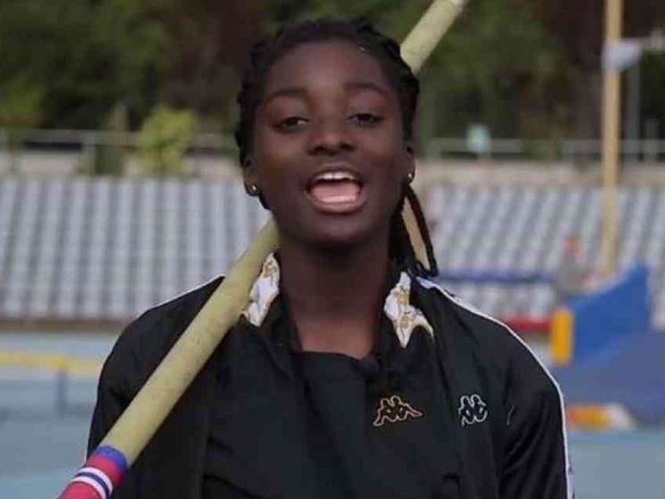 Great, a 14 anni record italiano del salto con l'asta. Ma... non è italiana