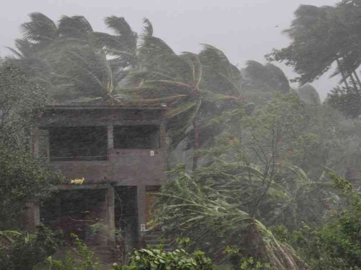 Il super-ciclone Fani devasta l'Orissa: oltre un milione di sfollati