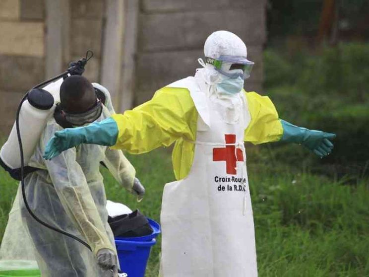 Ebola non si ferma: a quota mille i morti nell'Est del Congo