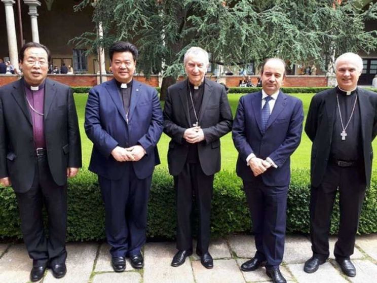 Parolin: il Papa e la Cina? Geopolitica della fraternità