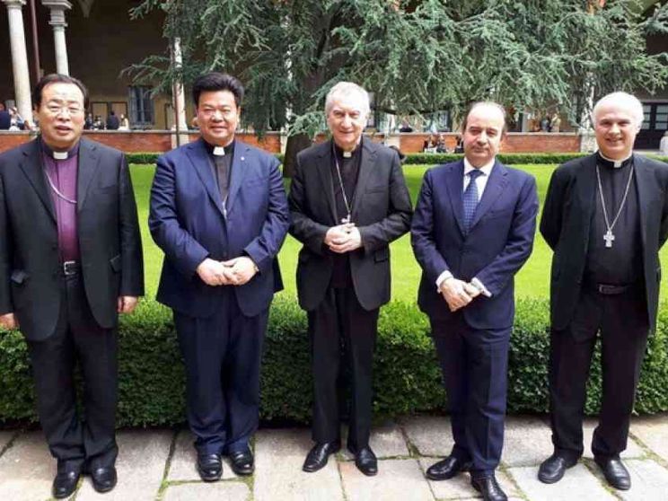 Parolin: il Papa e la Cina? Geopolitica della fraternità