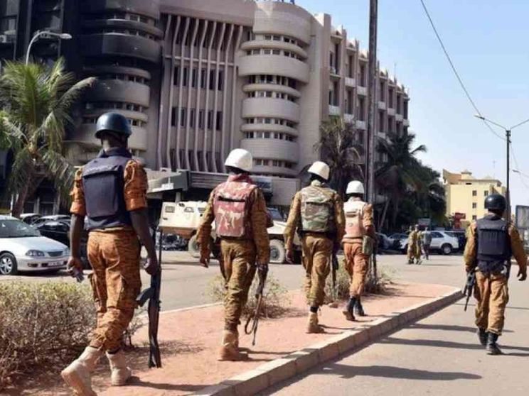 Assassinati altri 4 cattolici in processione con la statua della Madonna