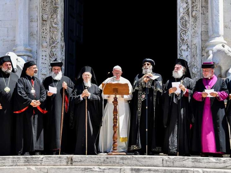 Il Papa a Bari nel 2020 per l'incontro dei vescovi sulla pace nel Mediterraneo