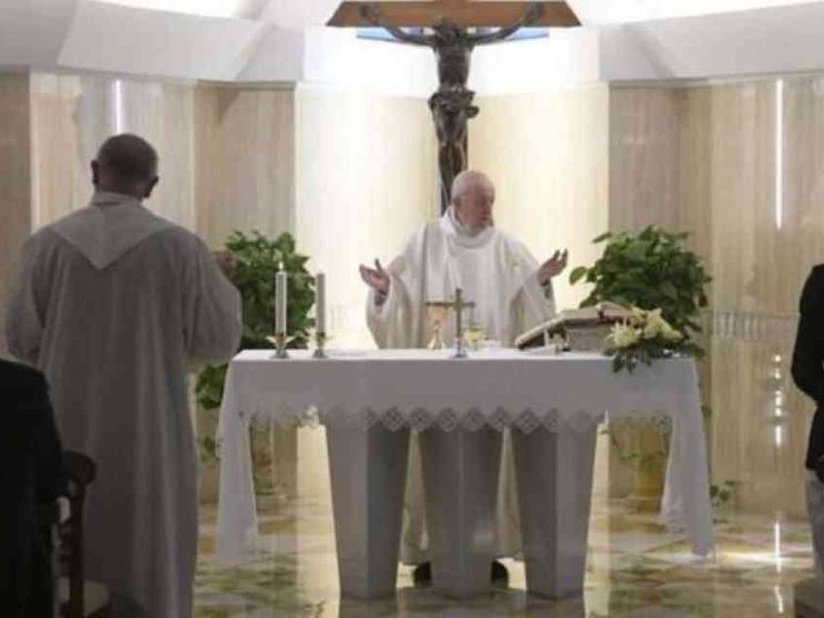 Papa: la pace di Gesù come la calma del mare profondo