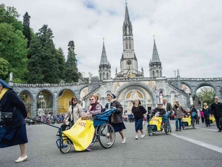 Il vescovo Hérouard a Lourdes per prendersi cura dei pellegrini