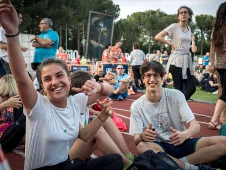 Papa Francesco ai pellegrini: camminiamo insieme, andiamo avanti