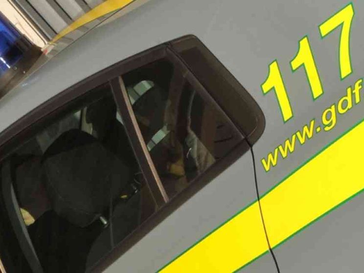 Maxi truffa su accoglienza migranti, 4 onlus coinvolte