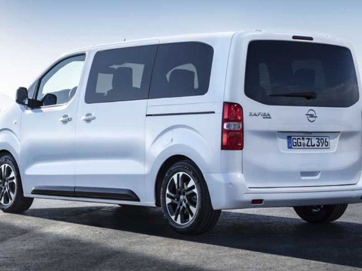 Zafira Life, il minivan in tre taglie per i trasporti extra-large