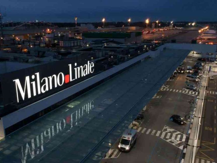 Da Linate a Malpensa: la lunga notte di Milano