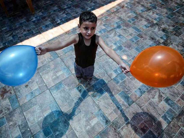 Piscina, parco giochi e via le protesi: l'estate dei bimbi amputati di Gaza