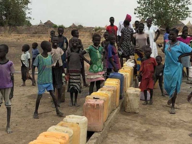 Il missionario e i bimbi abbandonati in strada