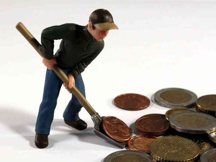 La modernità? Per Dumont è il primato della proprietà sull'uomo