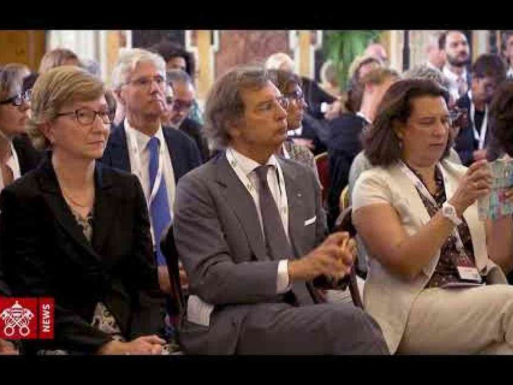 Il Papa: mai l’eutanasia, non perdetevi d’animo per le incomprensioni