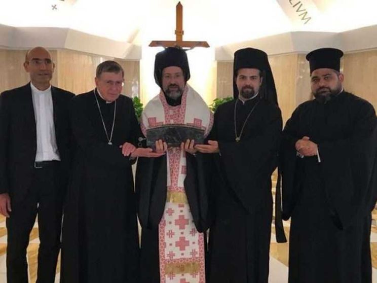 Francesco: ecco perché ho donato le reliquie di san Pietro a Bartolomeo I