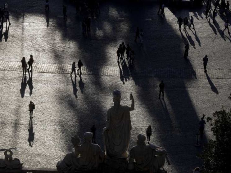 Omosessuali (e non solo), la castità e la pastorale dell'accoglienza