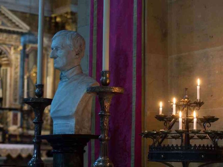 Newman santo, un Paese in festa: «In lui fede e ragione dialogano»