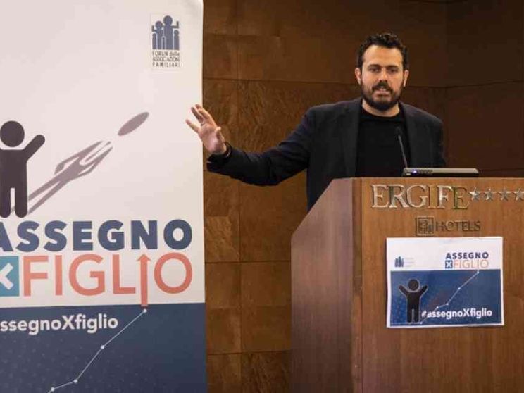 Assegno per i figli in bilico. Il Forum si appella a Conte