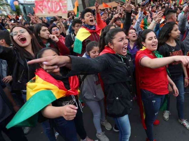 L’America Latina brucia nelle rivolte