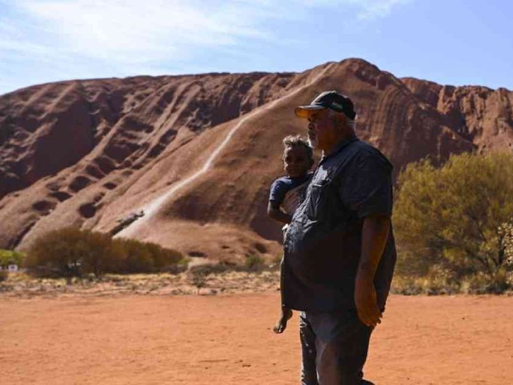 Niente turisti. Il monte sacro Uluru è solo per gli aborigeni