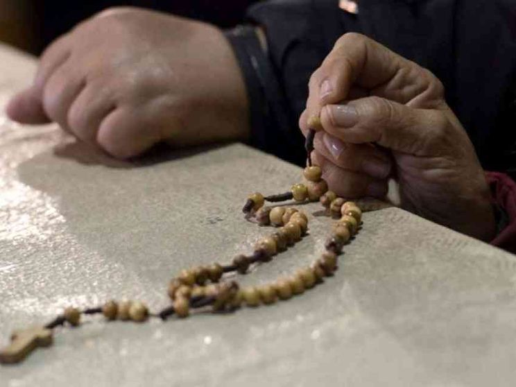 Don Patriciello: «Il Rosario mi ha cambiato la vita»