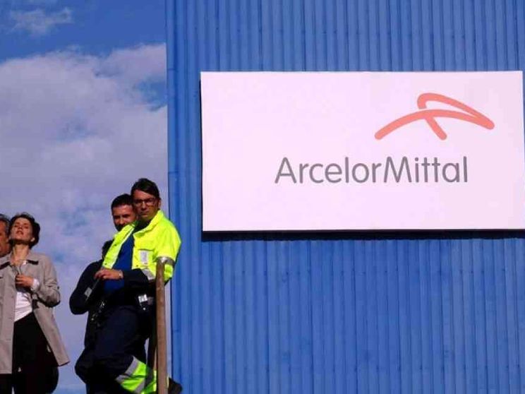 Arcelor mette sul piatto 5mila esuberi. Il governo: inaccettabile