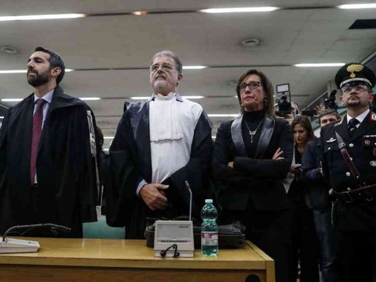 Morte Stefano Cucchi, condannati due carabinieri. «È stato un omicidio»