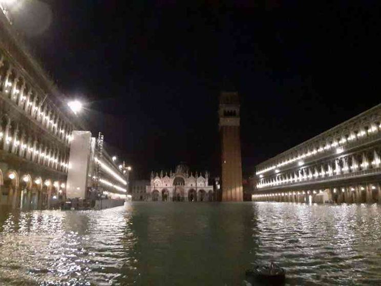 Noi, i distruttori. O magari no