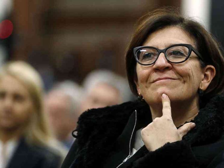 Alloggio all'ex ministro Trenta, la Procura militare apre un fascicolo