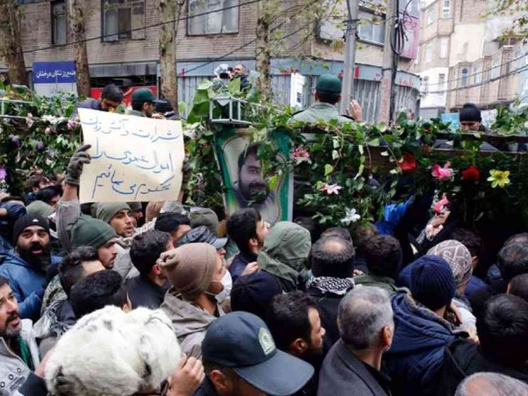 Più di cento le vittime in Iran. Khamenei: «Respinto il nemico»