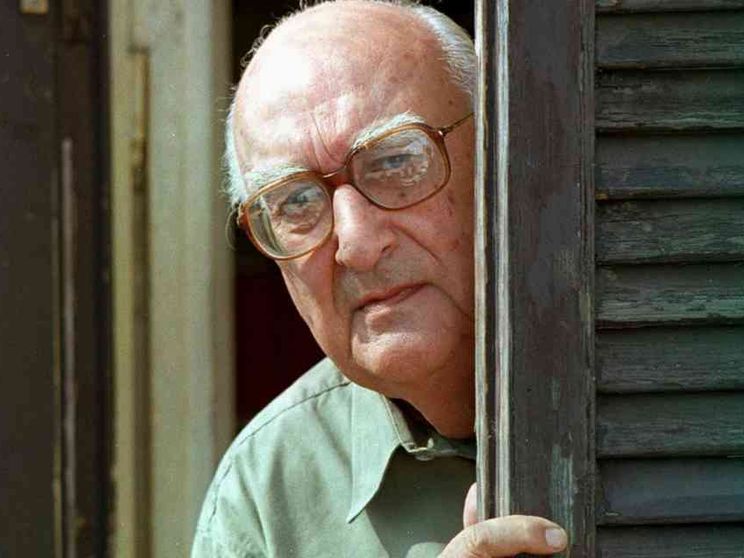 Il Caino di Andrea Camilleri riflette sul male e sull'attesa di eternità