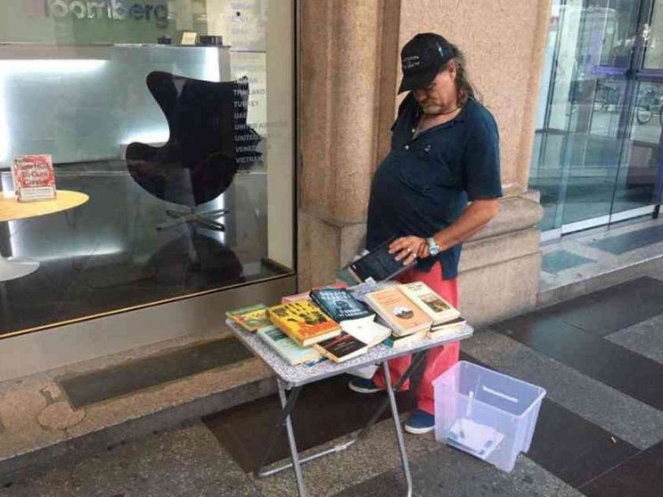 Quei libri senza dimora. Ecco la biblioteca itinerante dei clochard